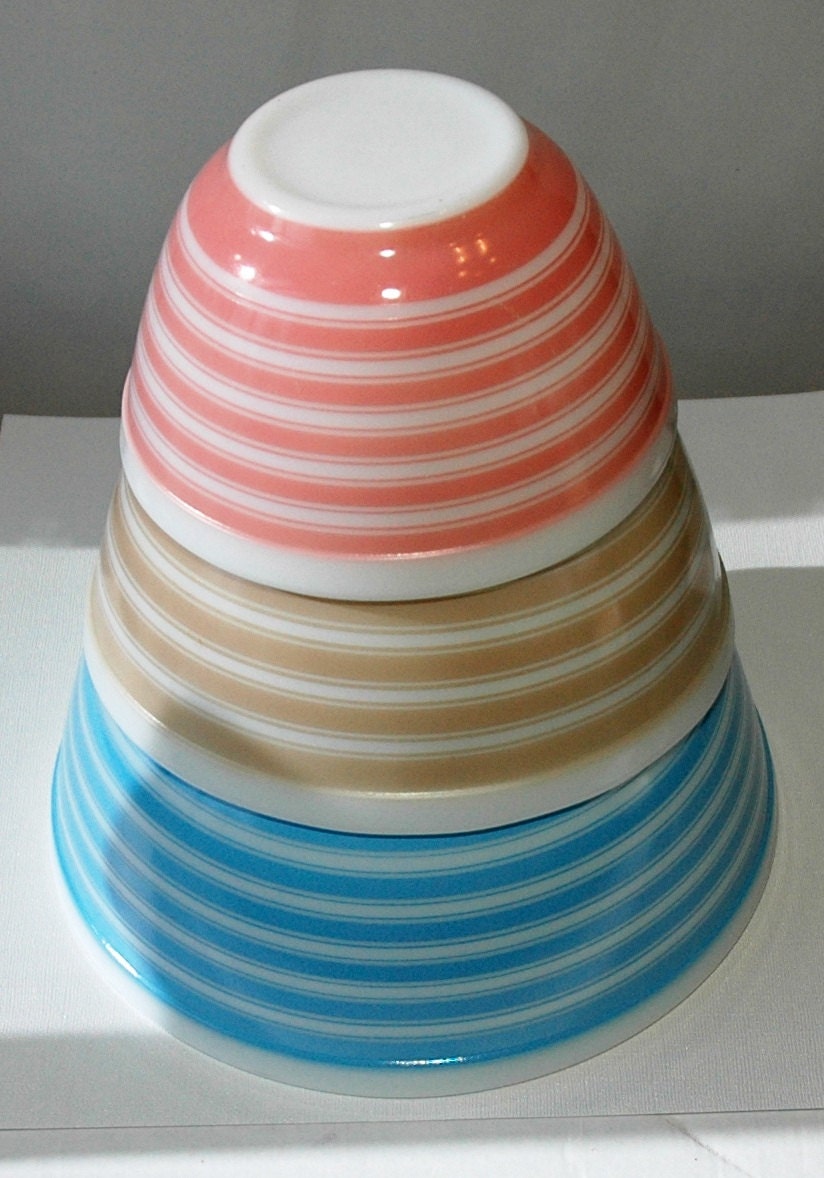 Vintage Pyrex Rainbow Stripes Mixing Bowl Set 401 402 403