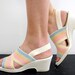Vintage 70s Wedge Sandals ... Walkin on Sunshine ... Size 7.5
