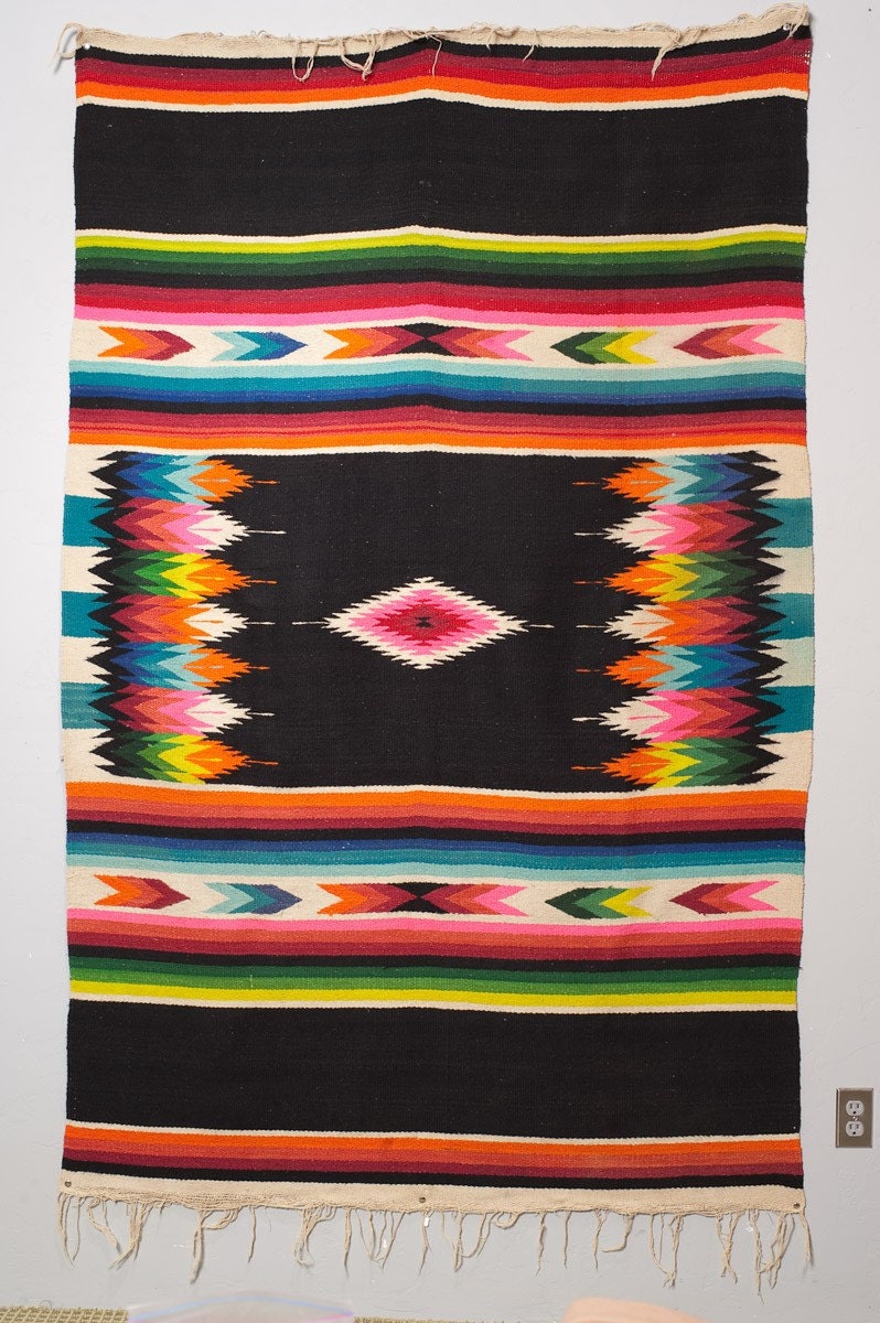 Beautiful 1940s Mexican Zapotec Wool Rug 55 x 88 inches