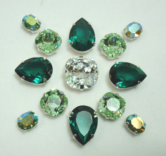 Green Swarovski Crystal Sew On in Brooch Pattern