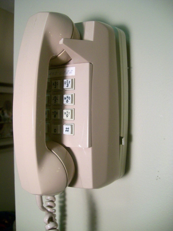 Tan GTE Wall Telephone with wall mount