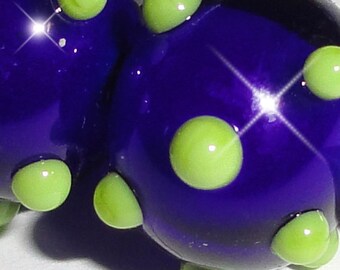 GOOSE BUMPS in Cobalt and Lime.... One Pair of Handmade Lampwork Glass Earring Beads...BeatleBaby Glassworks Maineteam