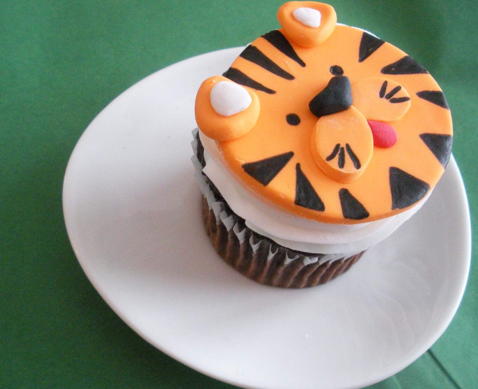 Tiger Fondant Cupcake Topper for Safari or Jungle Theme Party