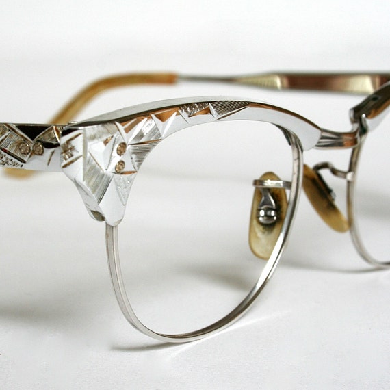 Geometric Aluminum Vintage Cat Eye Glasses or Sunglasses