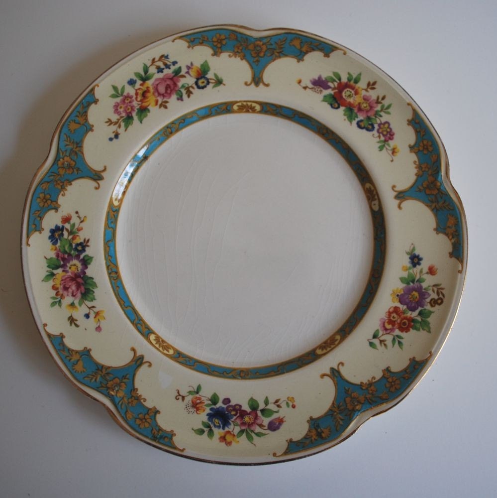 VINTAGE JOHNSON BROS ENGLAND PAREEK PLATE BELGRAVIA