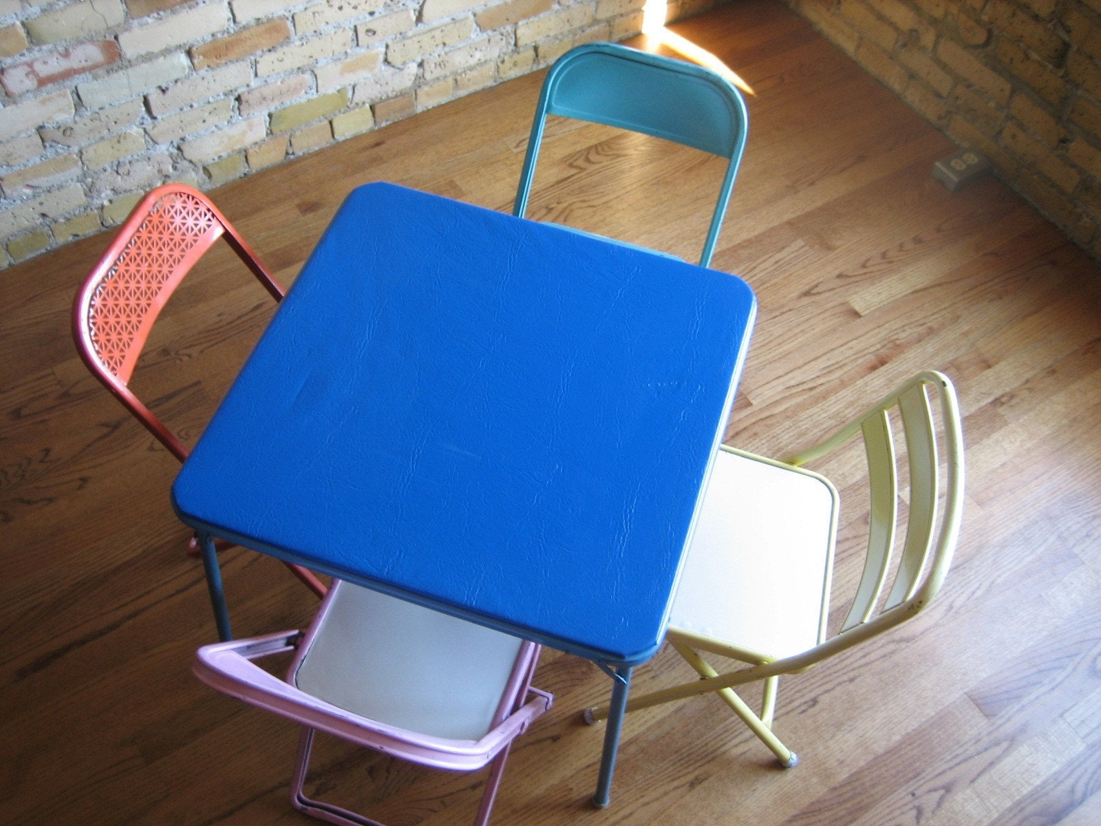Childs Metal Card Table and Folding Chairs 60s