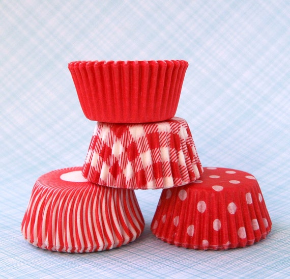 MINI Red Mix Cupcake Liners 100