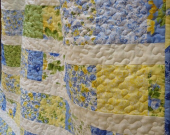 Turquoise Shabby Chic Quilt With Comforter