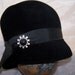 VINTAGE 1920s Black Felt HAT UNION MADE Cloche FLAPPER