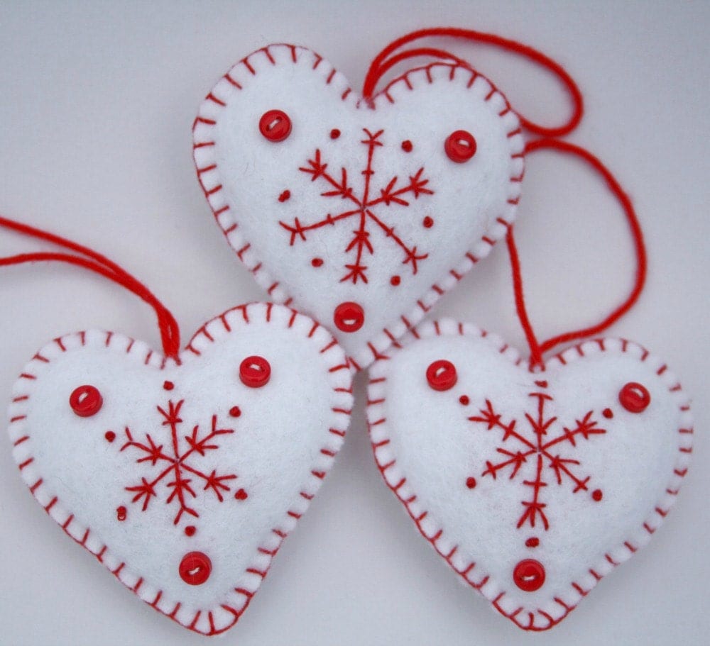 Felt Christmas heart ornaments Handmade red and by PuffinPatchwork