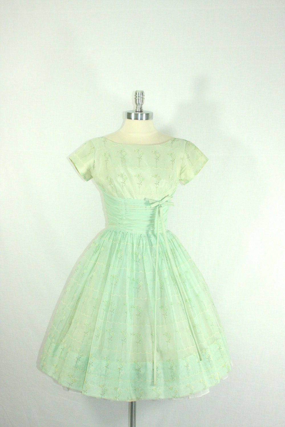 Vintage Green Dresses 99