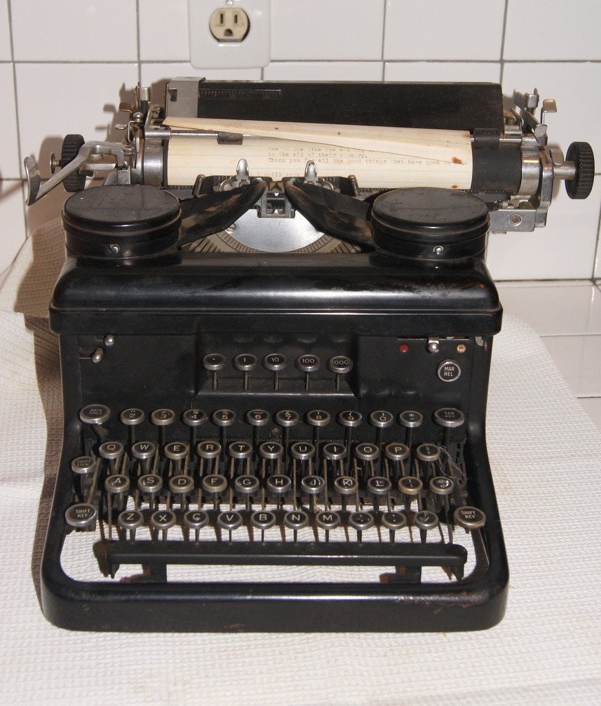 Royal No 10 circa 1914 Typewriter