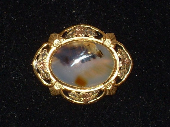 BLACK HILLS GOLD VICTORIAN AGATE BROOCH PIN