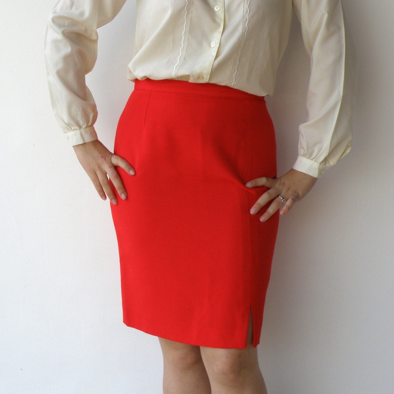 Vintage Sexy Scarlet Secretary Knee-High Pencil Skirt