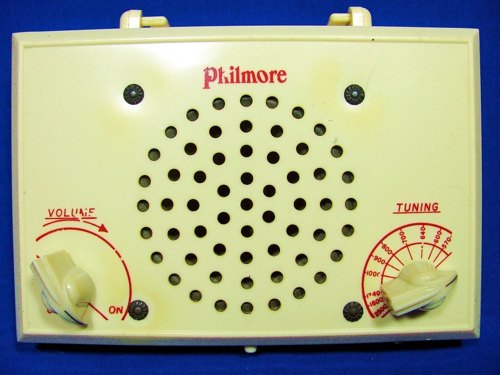 1957 Antique Philmore Transistor Radio Built From a Kit