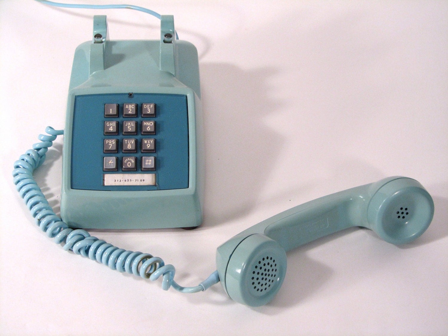 Vintage 1970s Teal Bell Touch Tone Telephone Phone