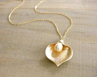 Gold Calla Lilly Necklace - Wedding, Bride, Bridal, Bridesmaid, Mother's Day