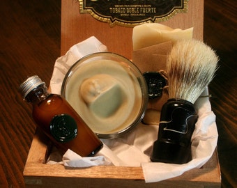 7 Eco Friendly Shaving Kits for Groomsmen
