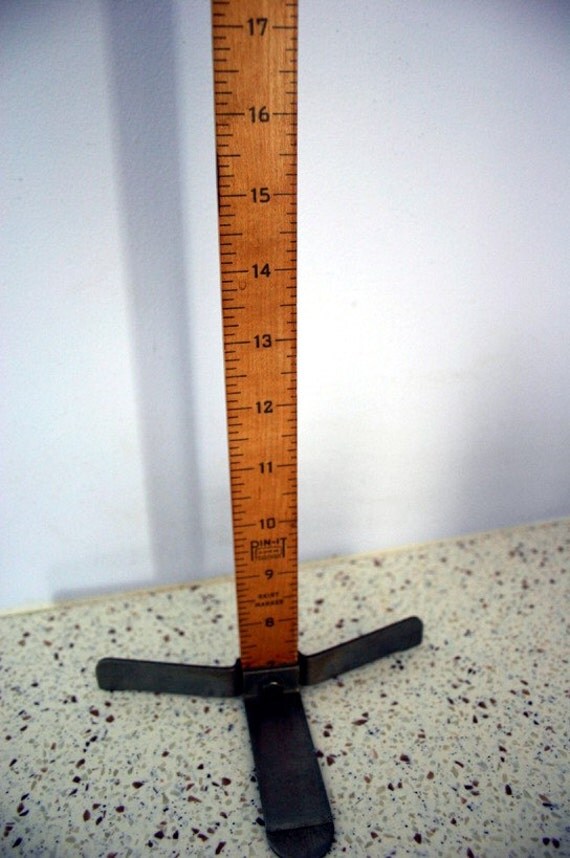 Vintage Pin It Skirt Hem Marker Sewing Notion