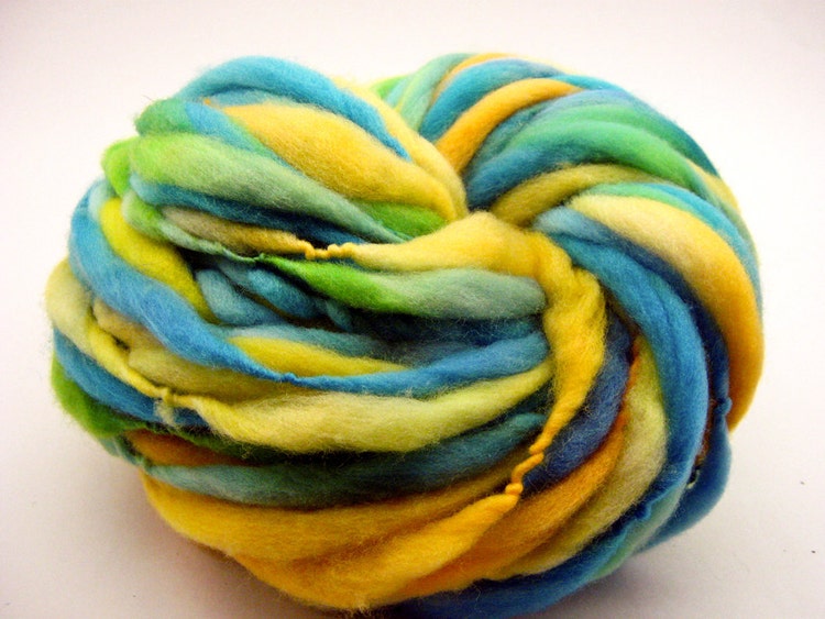 Super bulky handspun yarn in hand dyed Australian by TheGingkoLeaf