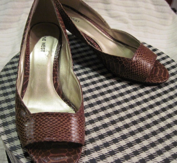 Ten Dollar Shoe and Purse Clearance Vintage by vintageexchange