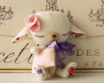 Lullaby Lamb pdf Pattern - Instant Download