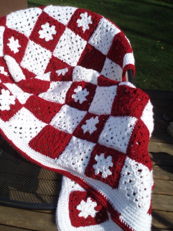 Brick Red and Snow White Granny Square Afghan Crochet