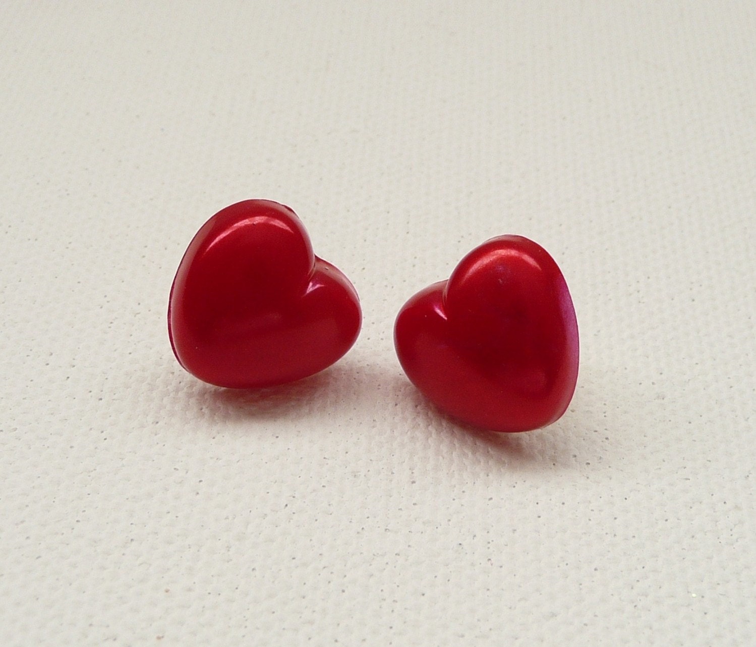Pearly Red Heart Stud Earrings by mizlisasdesigns on Etsy