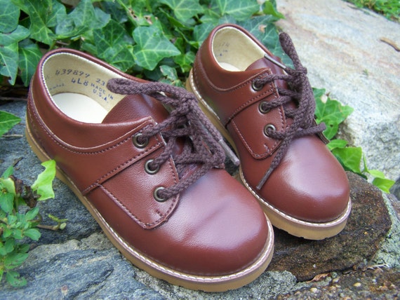 Little Boys Brown Vintage 70's Oxfords Stride Rite Shoes