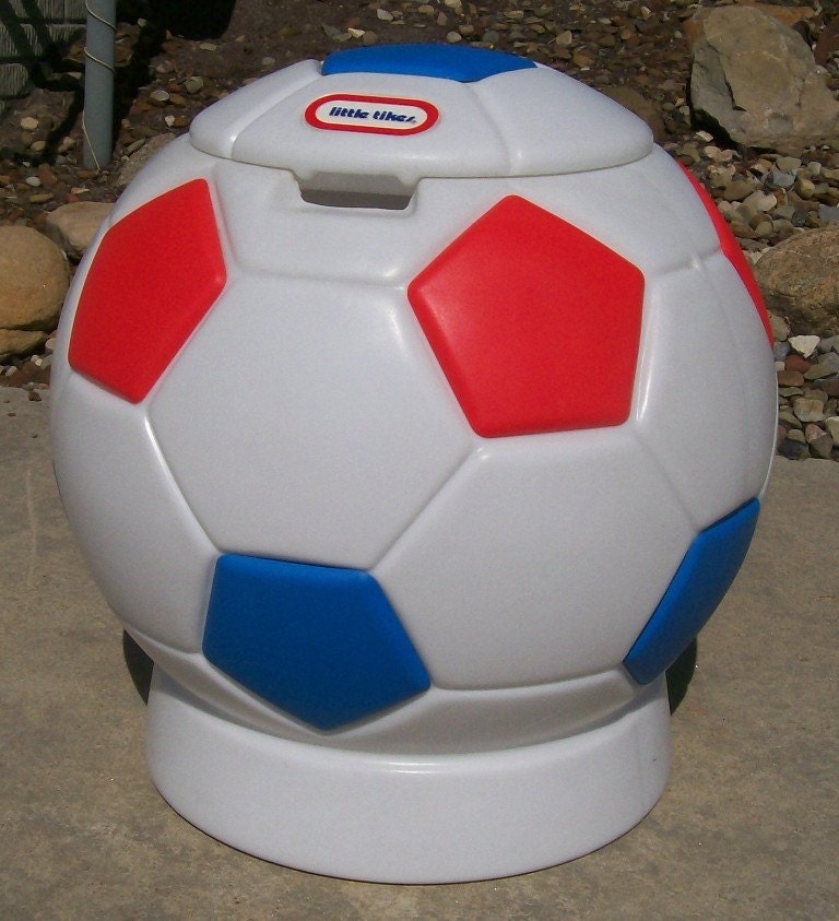 step 2 soccer ball toy chest