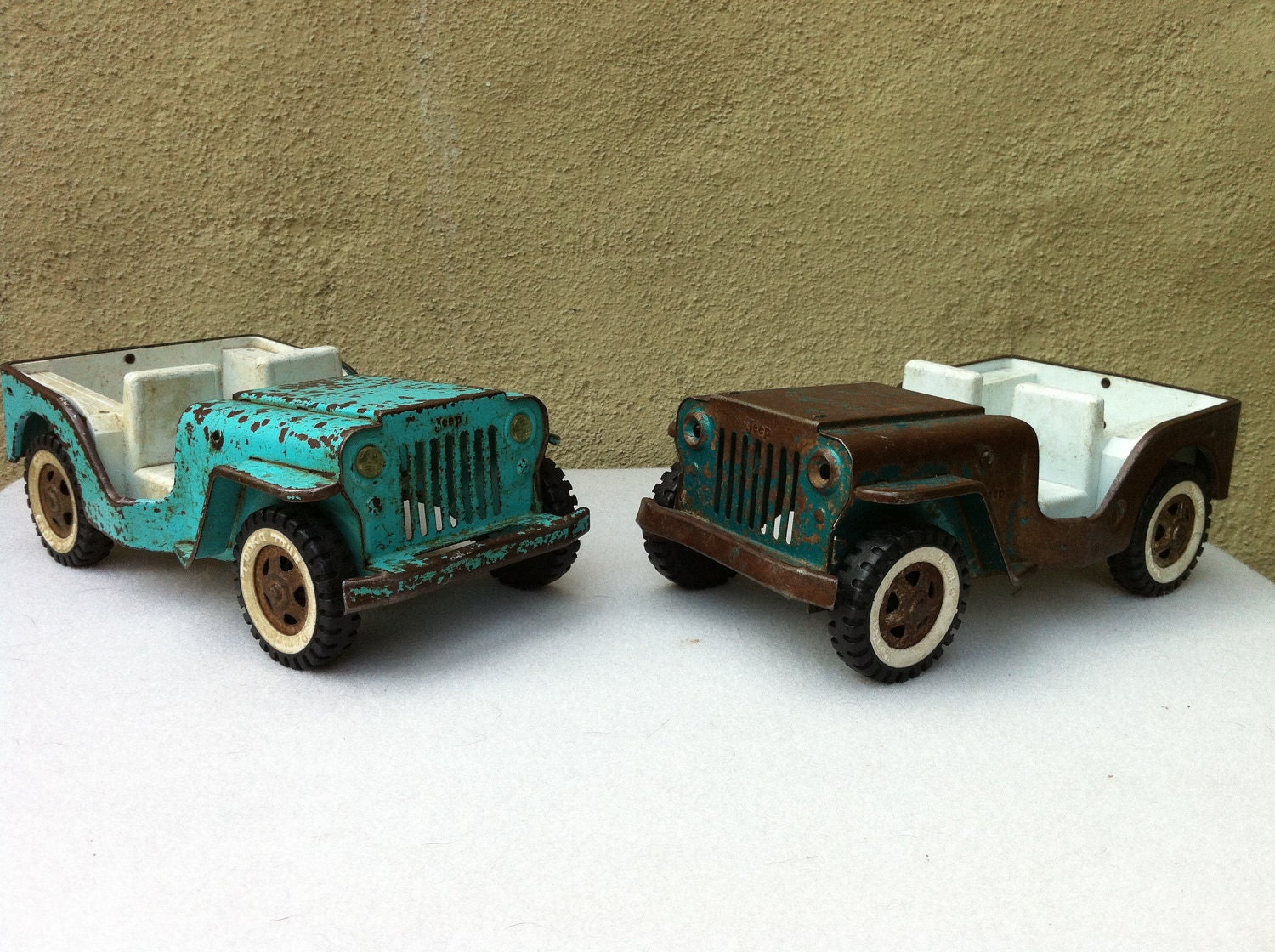 Vintage Tonka Toy Jeep