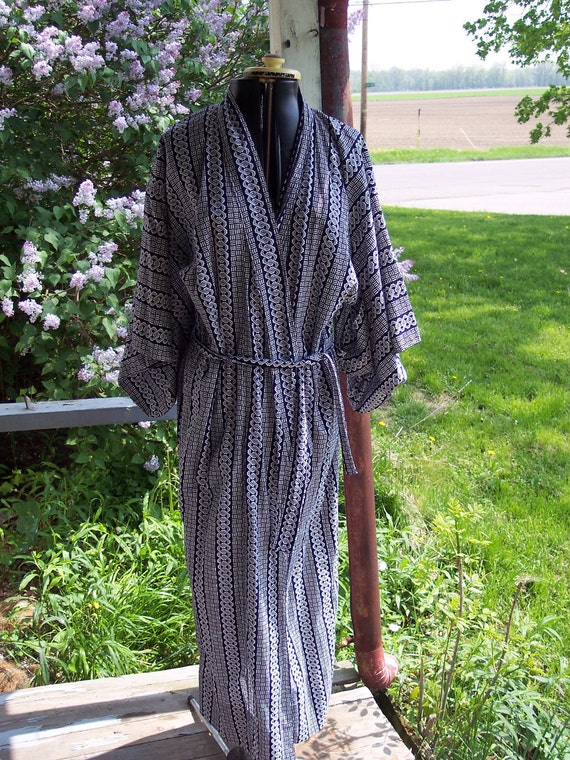 Vintage Norm Thompson Portland Oregon unisex KIMONO robe