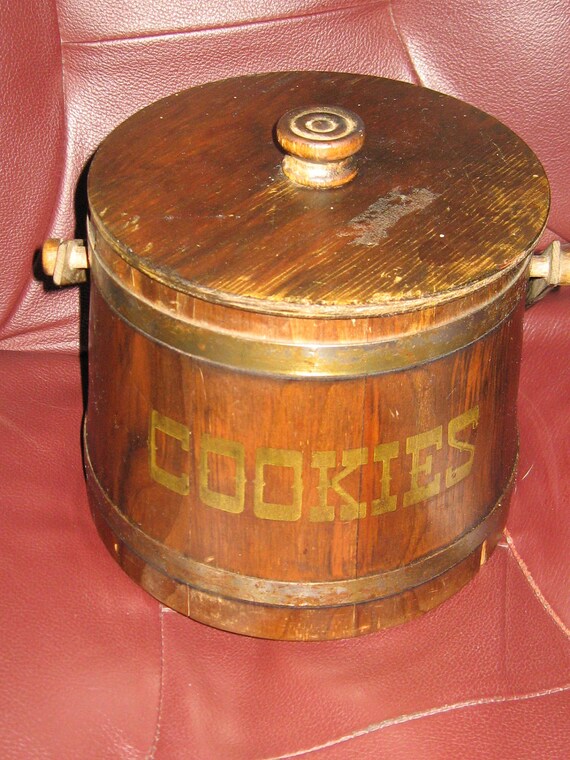 vintage Putney Basketville Vermont Wooden by Linsvintageboutique