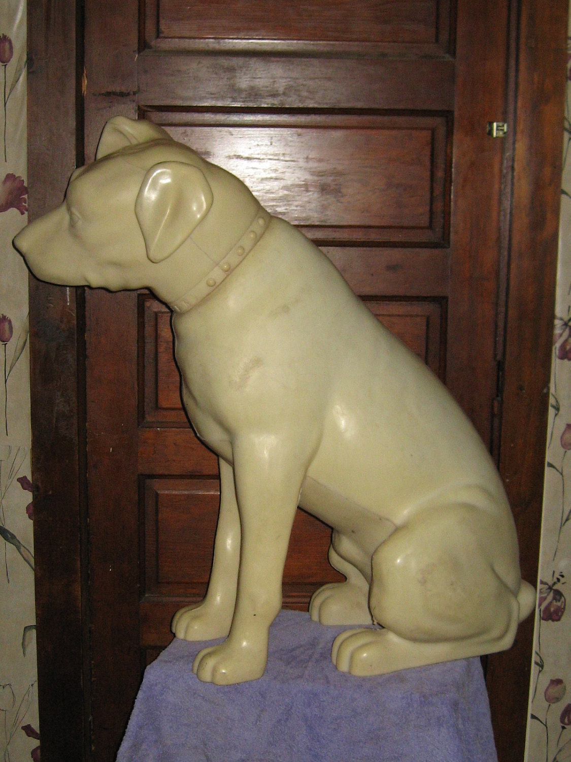 rca stuffed dog