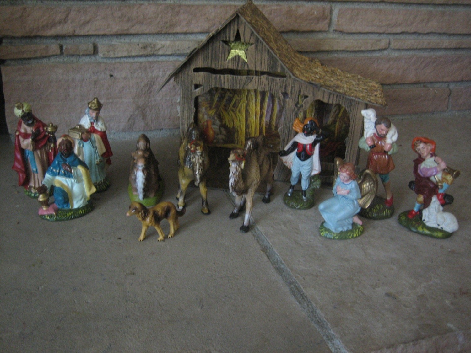 Vintage 50s Woolworth Nativity Scene with Manger and 11