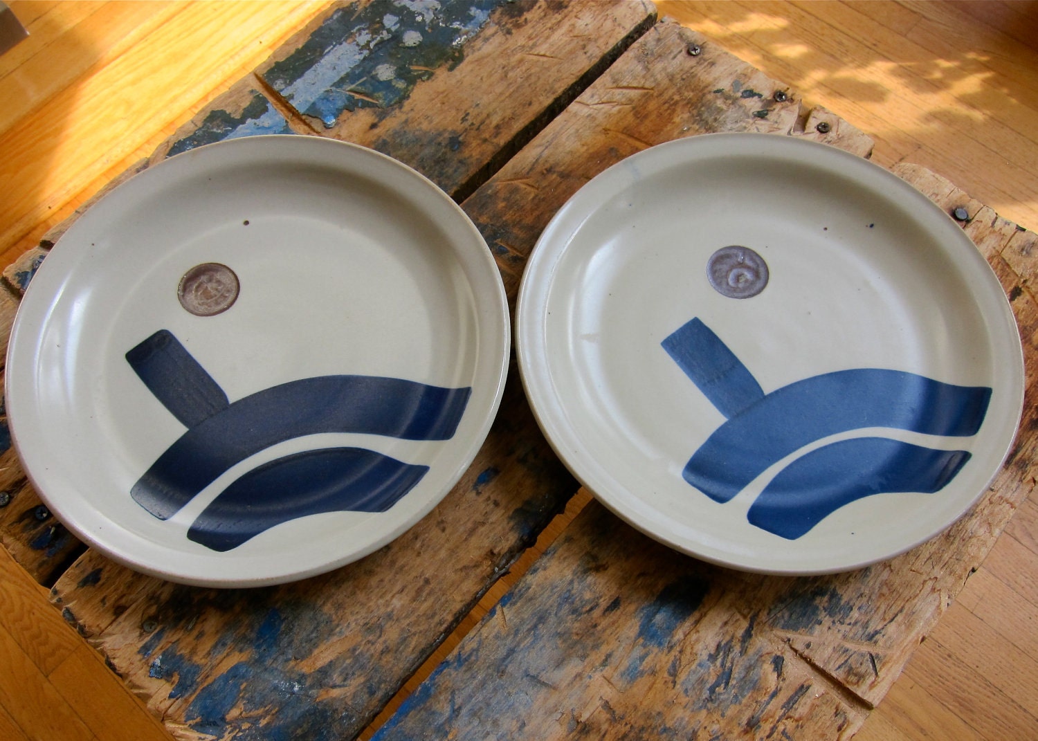 Iron Mountain Lookout Mountain Stoneware Pair of Art Pottery