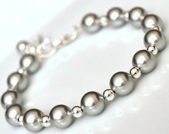 Silver Bracelet. Silver Pearl Bracelet. Bridesmaids Jewelry. Bridesmaid Bracelet. Bridesmaid Jewellery