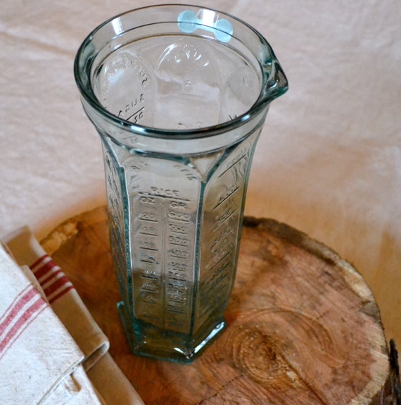Italian Measuring Glass or Vase for wet & dry ingredients