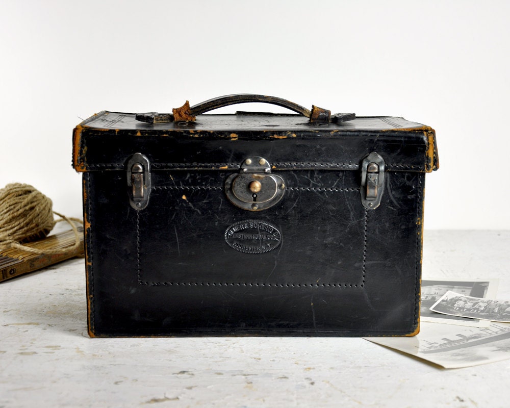 Vintage Leather Camera Case / Vintage Camera Bag / Black