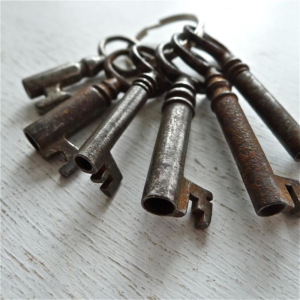 Vintage Antique Set of Weathered Barrel Keys