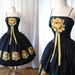 Amazing 1950's black prom party cocktail dress new look with yellow rose appliques vlv pin up girl - size Small to Medium