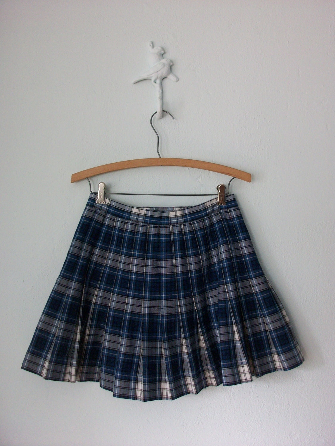 Pleated Mini Skirt ... Blue White Plaid Schoolgirl Kilt ...