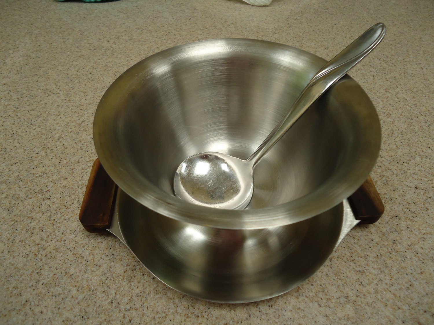 Vintage Stainless Steel and Wood Grain Handled Gravy Boat and Ladle