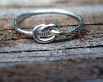 Silver love knot rings, bridal party gifts, wedding gifts, promise rings, 16G, argentium sterling silver, celtic knot ring, single knot ring