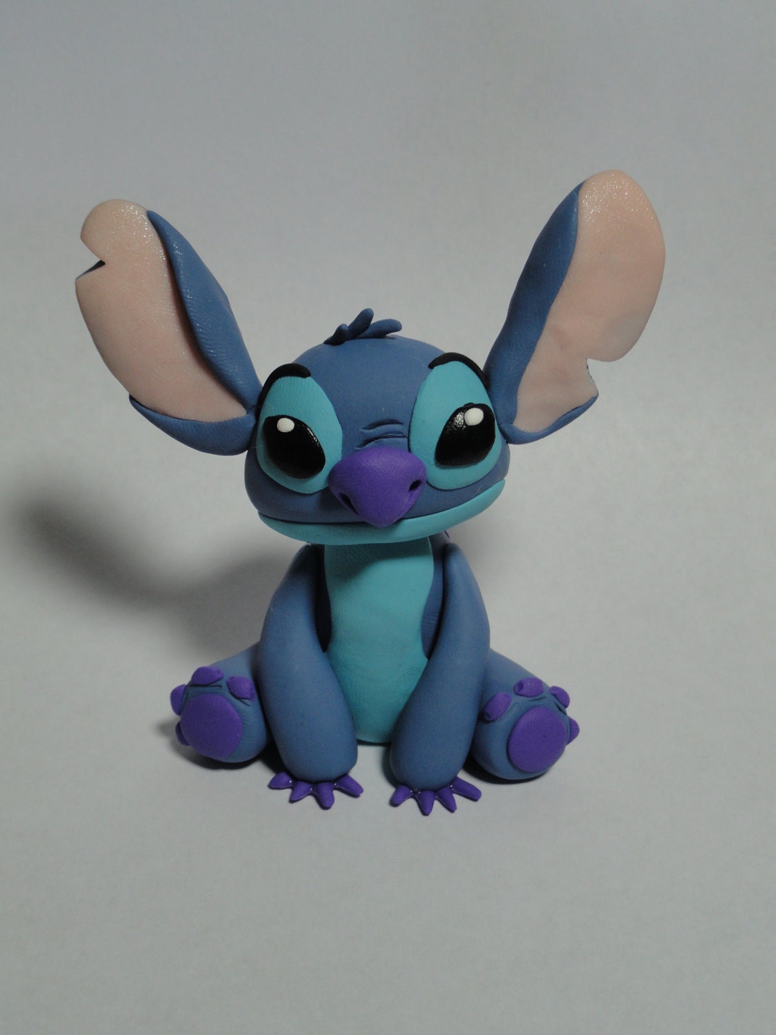 stitch heart figurine