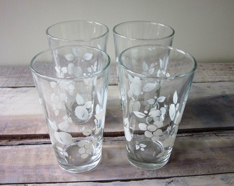 Set Of Four Vintage Libbey Glass Tumblers With Fruit By 22bayroad