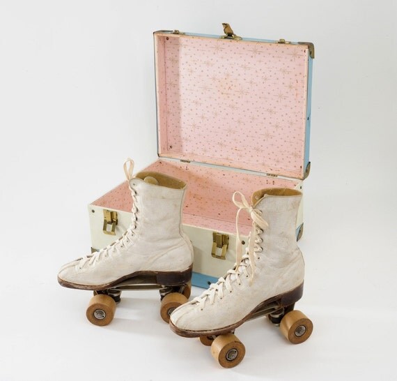 Items similar to 1950's Ladies Roller Skates with Original Box and Key