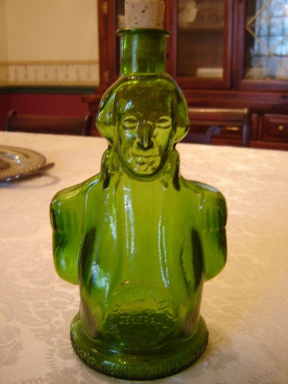 VINTAGE GREEN GLASS WASHINGTON BITTERS BOTTLE