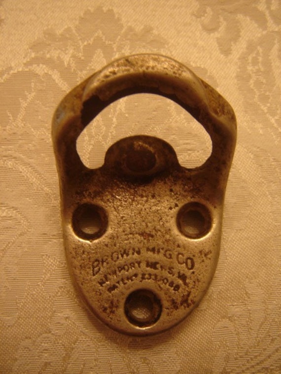 VINTAGE WALL-MOUNTED BOTTLE OPENER BROWN MFG CO.