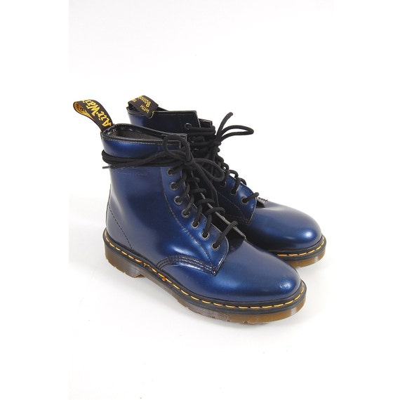 Grunge 90s shiny blue UNWORN Doc Martens boots